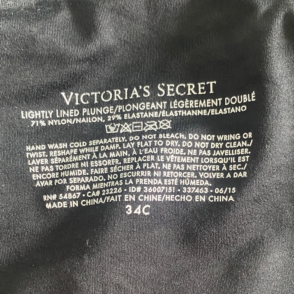 Victoria's Secret Black Lightly Lined Plunge Bra - Picture 4 of 4